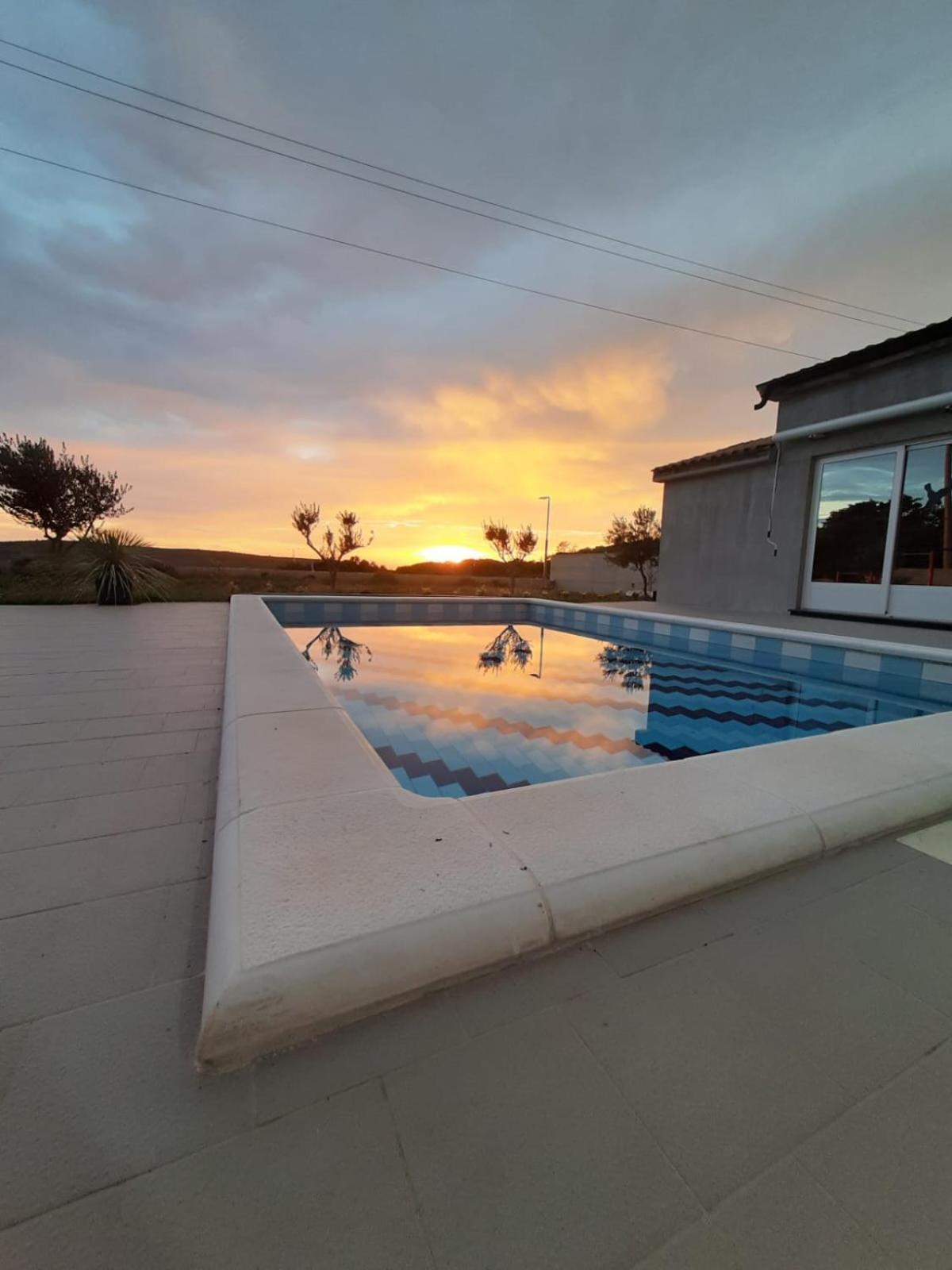 Вилла House With Pool Мали-Лошинь Экстерьер фото