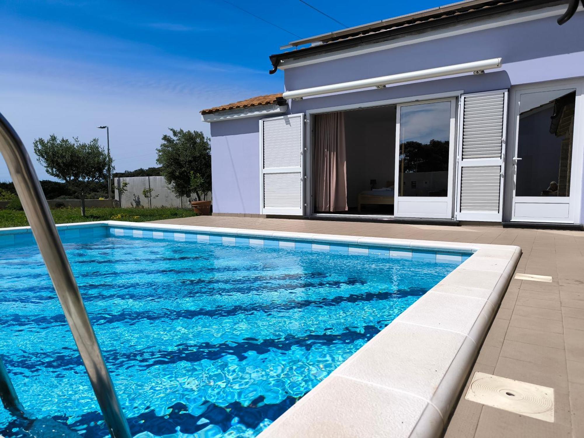 Вилла House With Pool Мали-Лошинь Экстерьер фото